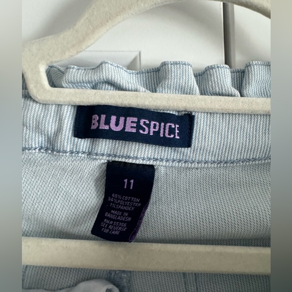 Blue Spice Stretchy Light Blue Denim Shorts with Tie - Picture 3 of 4